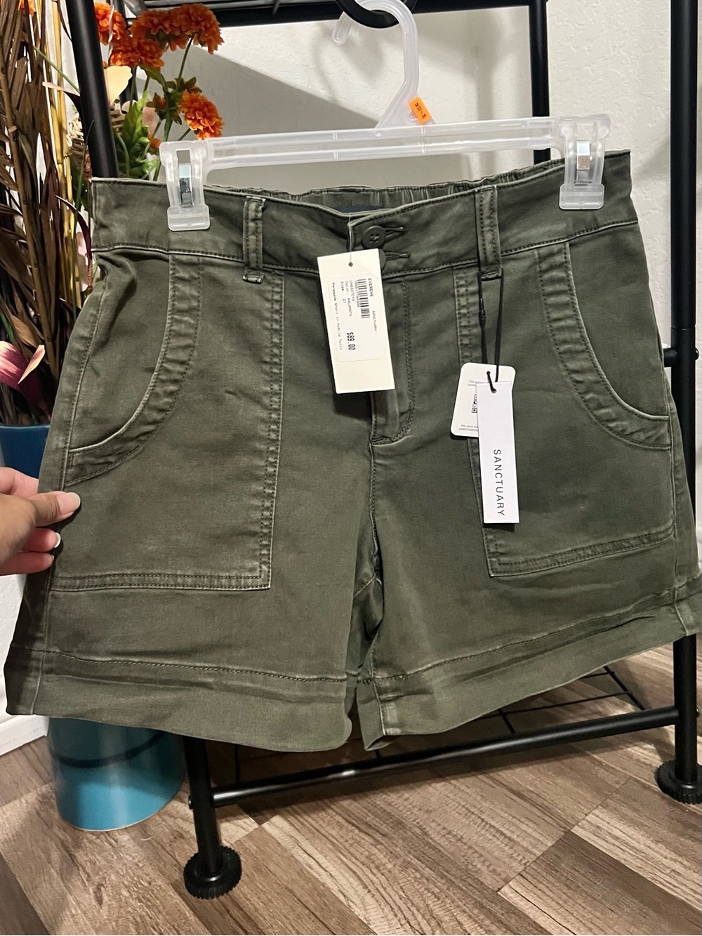 NWT Sanctuary Olive Utility High-Rise Shorts Size 27